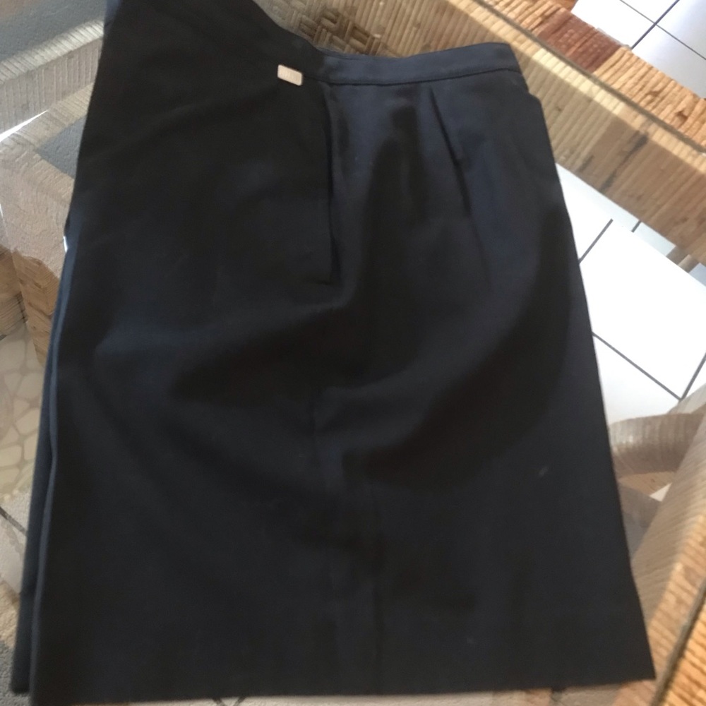 Liz Golf Black Shorts